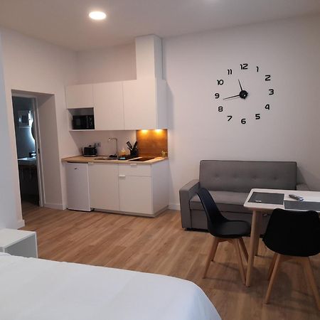 Apartamentos Recunchos Ourense Esterno foto