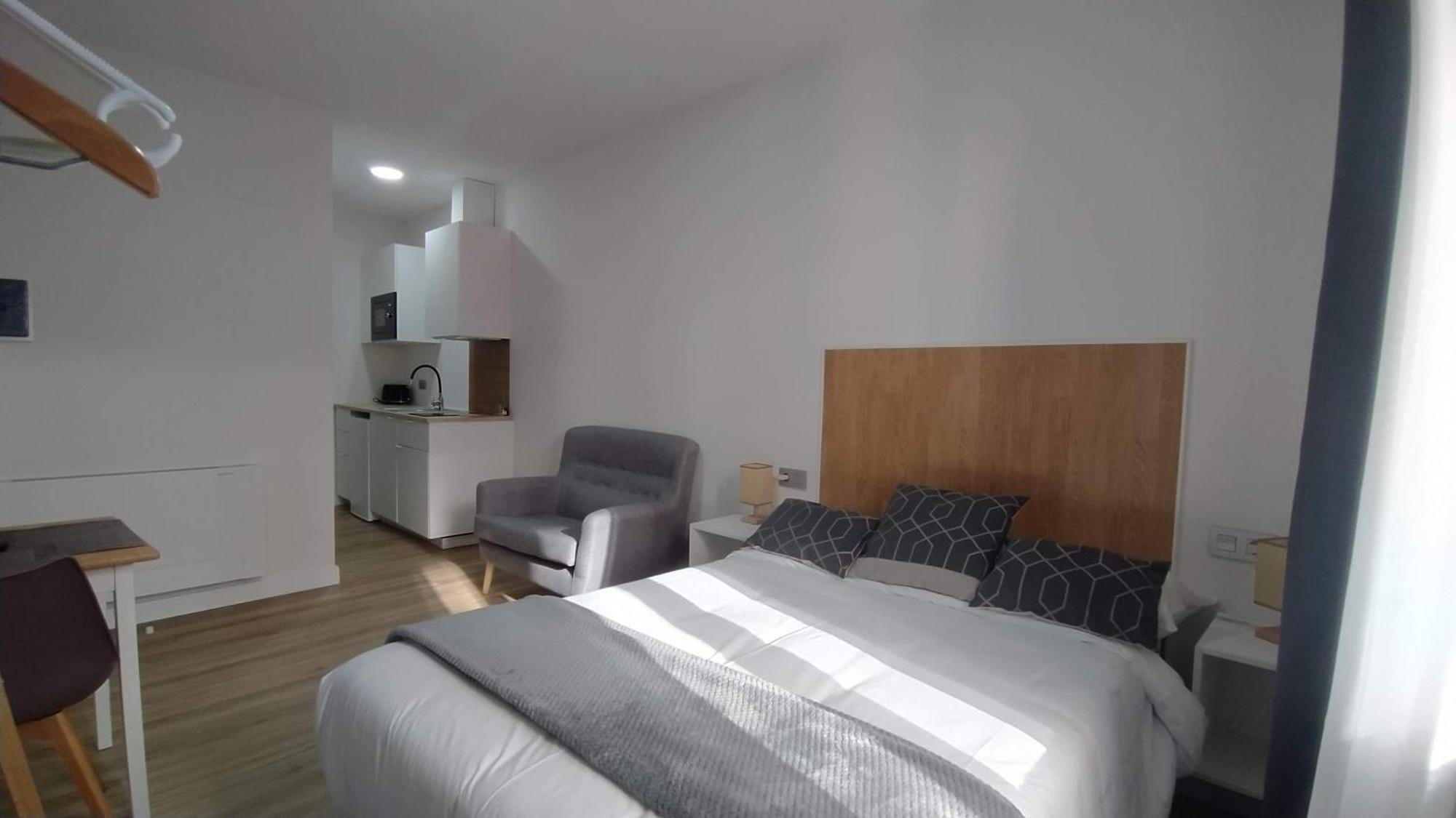 Apartamentos Recunchos Ourense Esterno foto