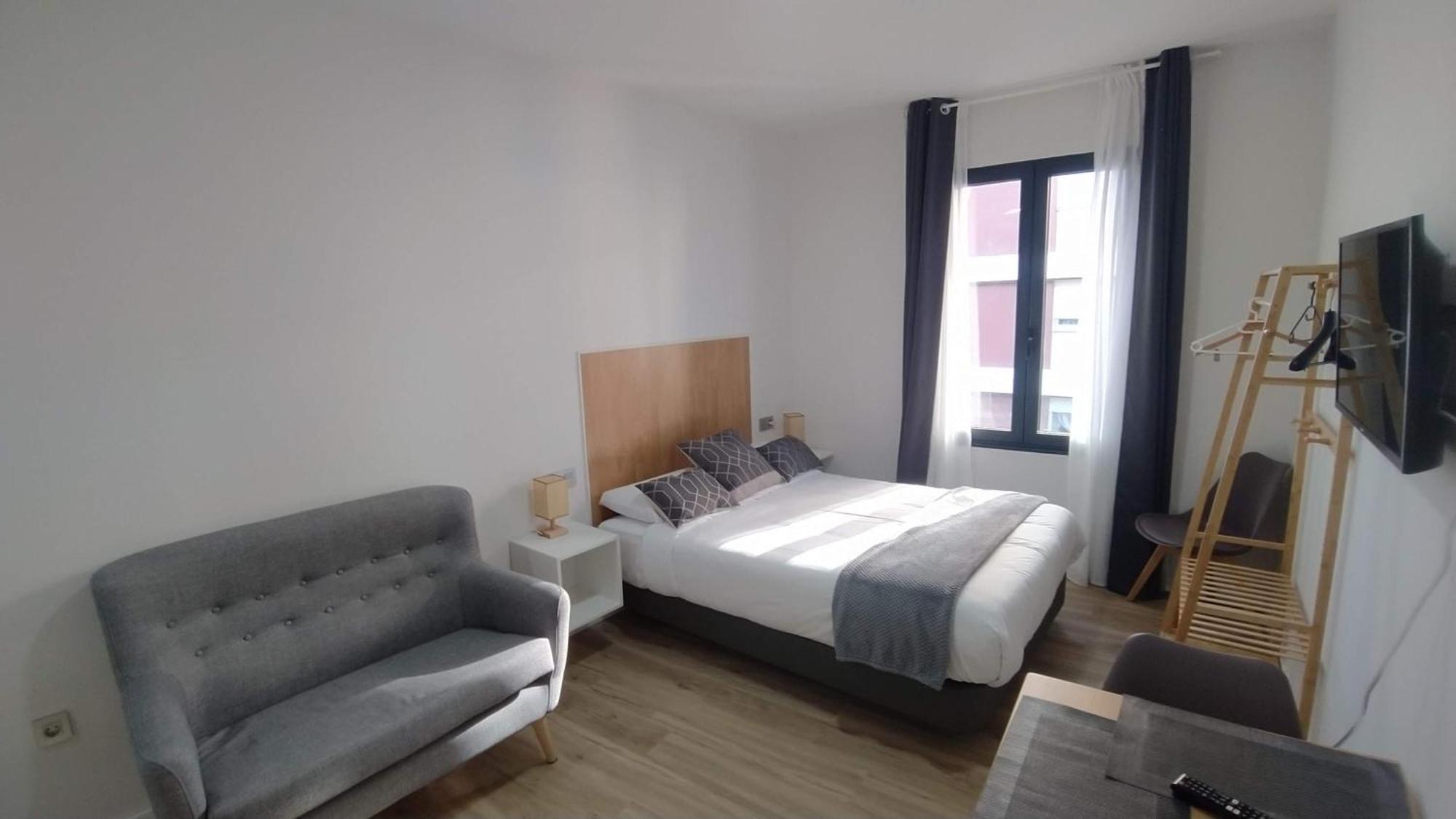 Apartamentos Recunchos Ourense Esterno foto