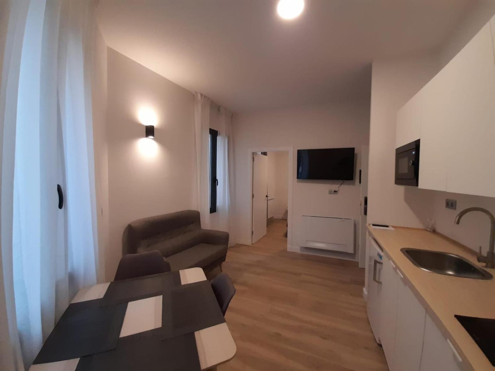 Apartamentos Recunchos Ourense Esterno foto
